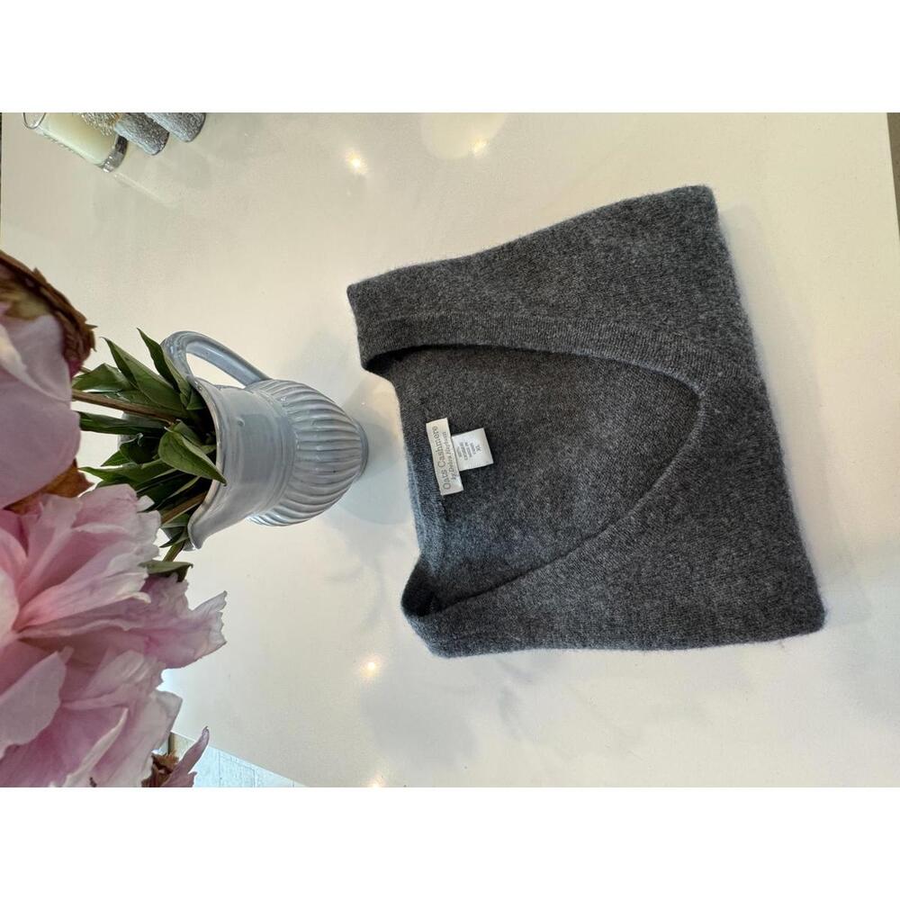 OATS by Debra Hayburn V Neck Sweater in mid-tone gray -xl